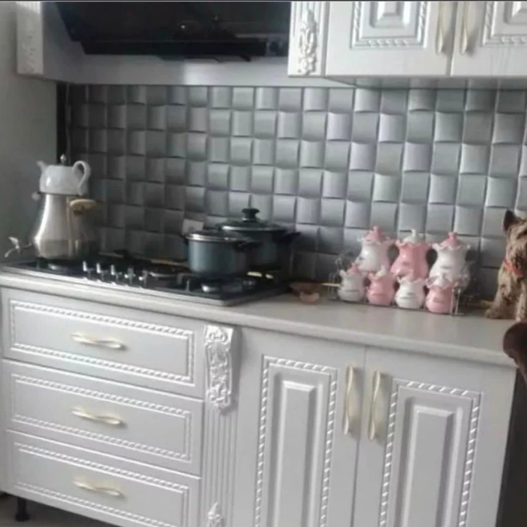 دیوارپوش فومی پشت چسبدار مربع مشبک 70در70 cm ضخامت 8میل (پس کرایه)
