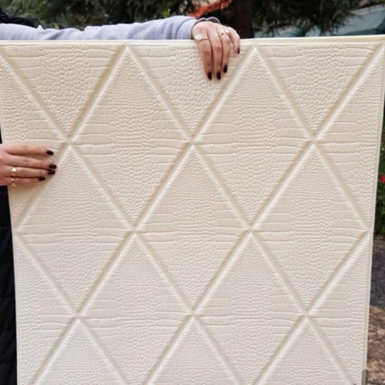 دیوارپوش فومی پشت چسبدار لوزی سایز 70در70 cm (پوست کروکودیل) ضخامت 8میل (پس کرایه)