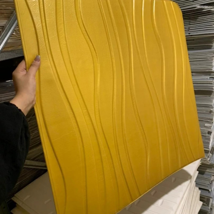 دیوارپوش فومی پشت چسبدار موج (بامبو) 70در70 cm ضخامت 8میل (پس کرایه)
