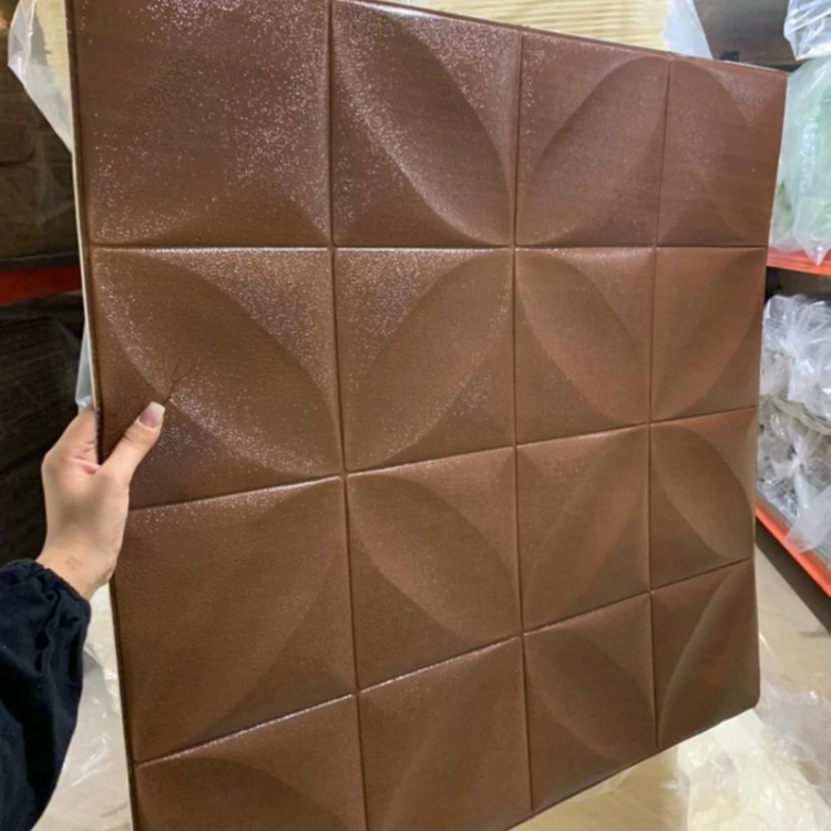 دیوارپوش فومی پشت چسبدار چهار پر 70در70 cm ضخامت 8میل (پس کرایه)