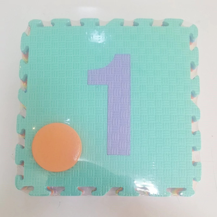 کفپوش تاتامی کودک ابعاد 33در33 cm (مدل اعداد) بسته 9تایی (پس کرایه)