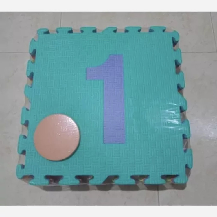 کفپوش تاتامی کودک ابعاد 33در33 cm (مدل اعداد) بسته 9تایی (پس کرایه)