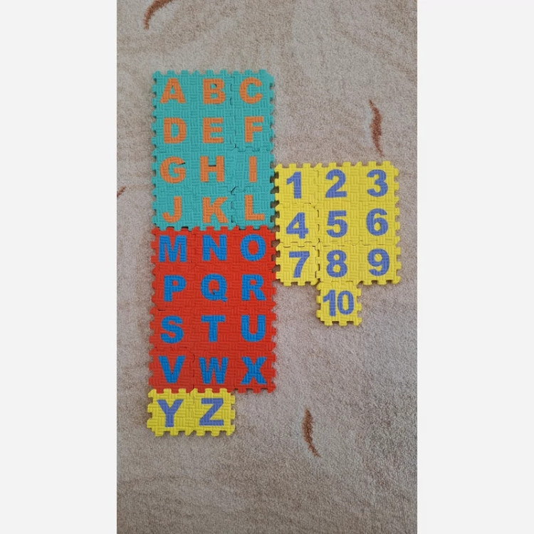 کفپوش تاتامی کودک ابعاد 42در42 cm (حروف الفبای انگلیسی) بسته 36 قطعه ای (پس کرایه)