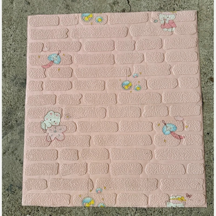 دیوارپوش فومی پشت چسبدار طرح خرسی صورتی کودک کد 5-141 ابعاد70در70 cm، ضخامت 5میل(پس کرایه)