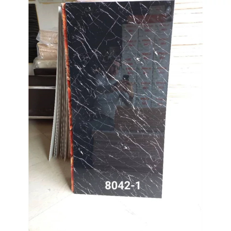 ماربل شیت کد 1-8042 ابعاد 122در280 cm ضخامت 2.5میل (پس کرایه)