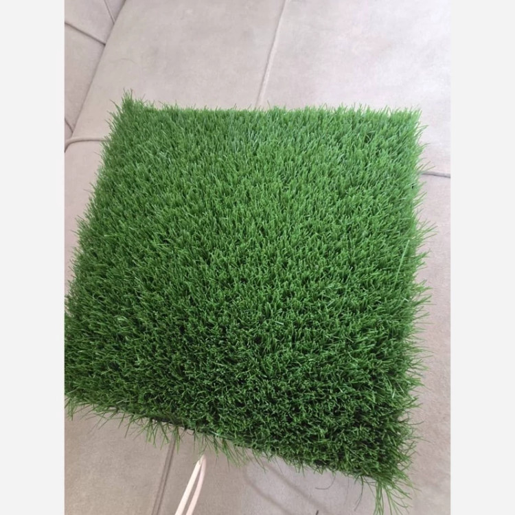 تایل چمن 19میل آسیاچمن ابعاد 40در40، ضدآب و قابل حمل و نصب درهرمحیط (پس کرایه)