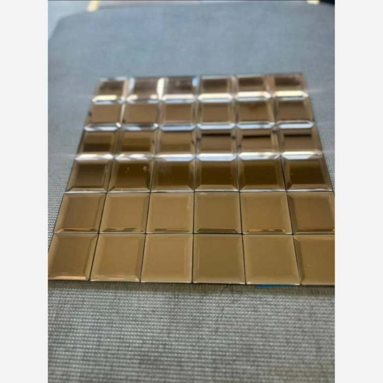 تایل آینه ای 5در5 برنز پشت چسبدار ابعاد30در30 (پسکرایه)