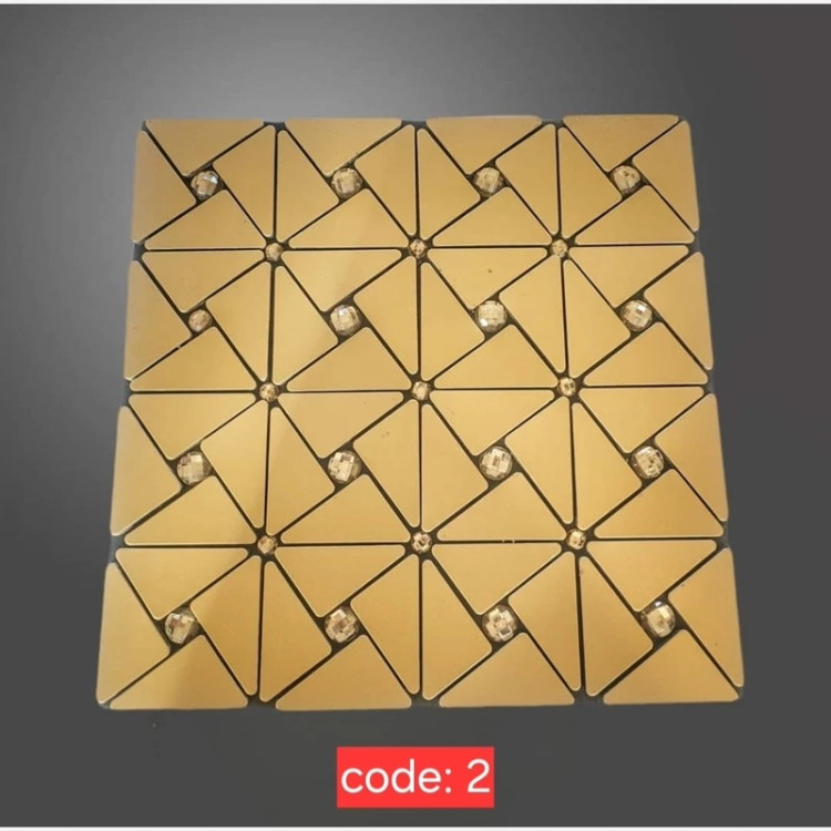 4طرح تایل بین کابینتی شیشه و کامپوزیت ابعاد30در30 cm، پشت چسبدار،نسوز و ضدآب (پس کرایه)