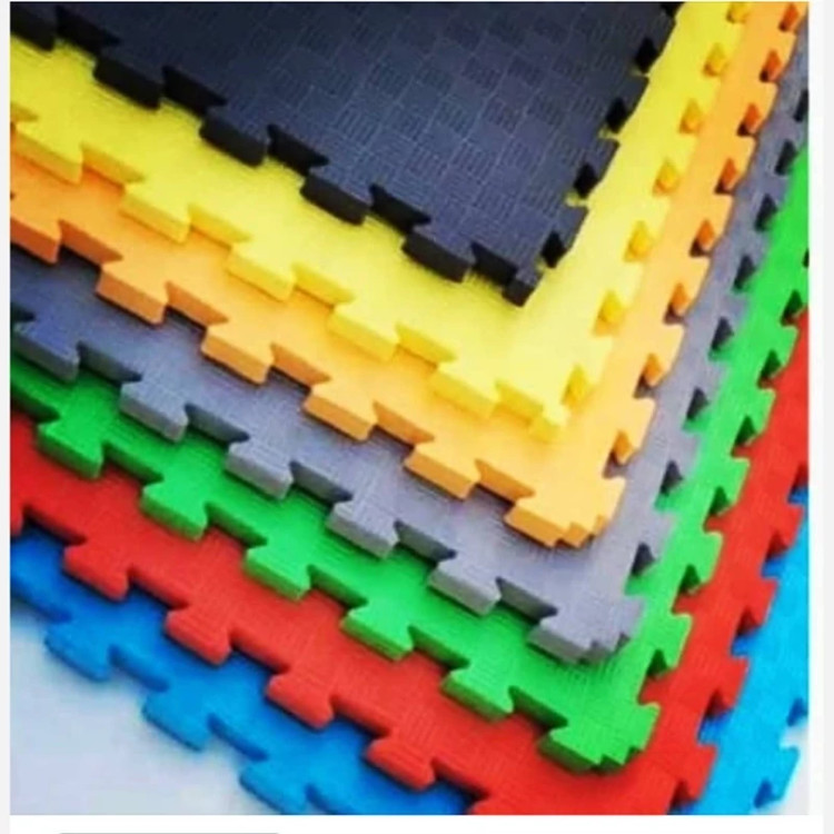 6مترمربع کفپوش تاتامی ابعاد100در100 cm، ضخامت 1cm، بسته 10تایی(پس کرایه).
