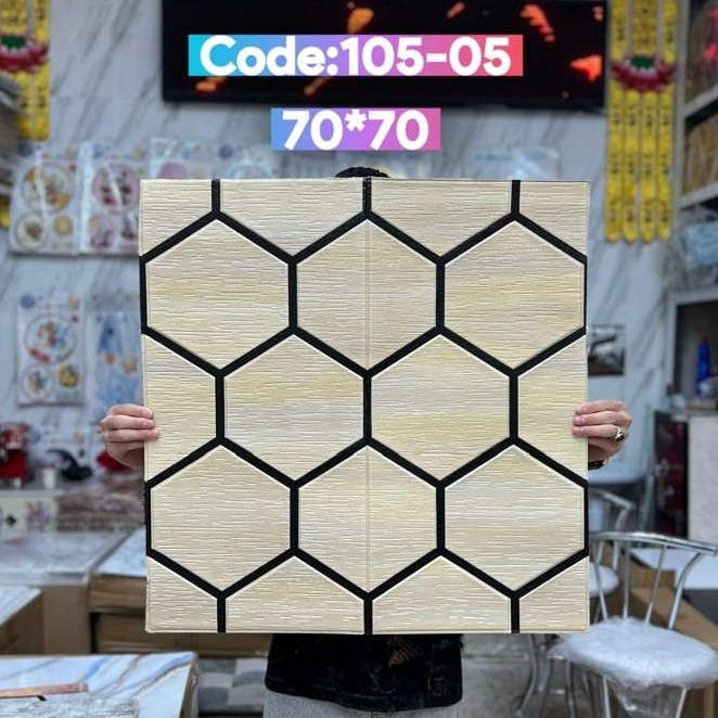 دیوارپوش فومی پشت چسبدار وارداتی زنبوری/کندویی کد 05-105 ابعاد70در70 cm ضخامت 5میل (پس کرایه)