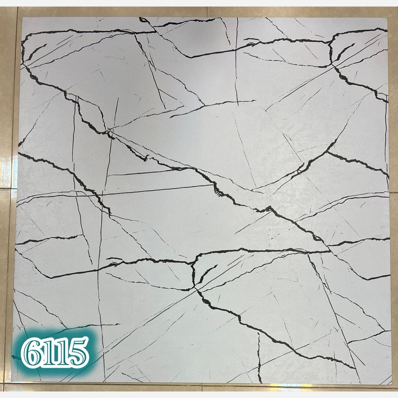 کفپوش PVC پرتردد کد 6115 طرح ماربل ابعاد120در120 cm، ضخامت 2میل (نصب با چسب جداگانه)(پس کرایه)