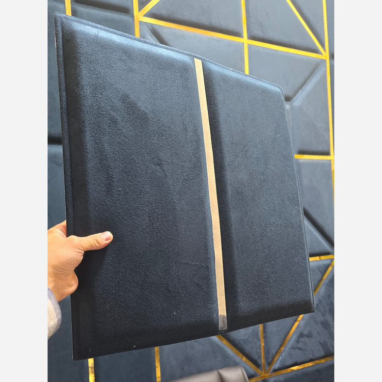 دیوارپوش لمسه مخملی پشت چسبدار مستطیل ابعاد 47در47 cm،ضخامت 20میل، 16رنگ (پس کرایه)