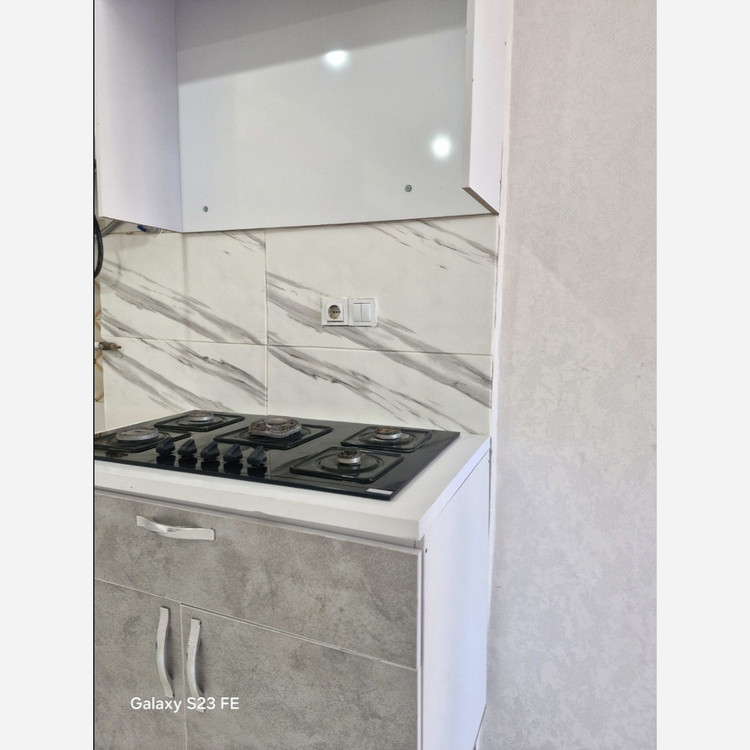 دیوارپوش فومی پشت چسبدار وارداتی کد 38-10،ابعاد 70در70 cm ضخامت 5میل (پس کرایه)