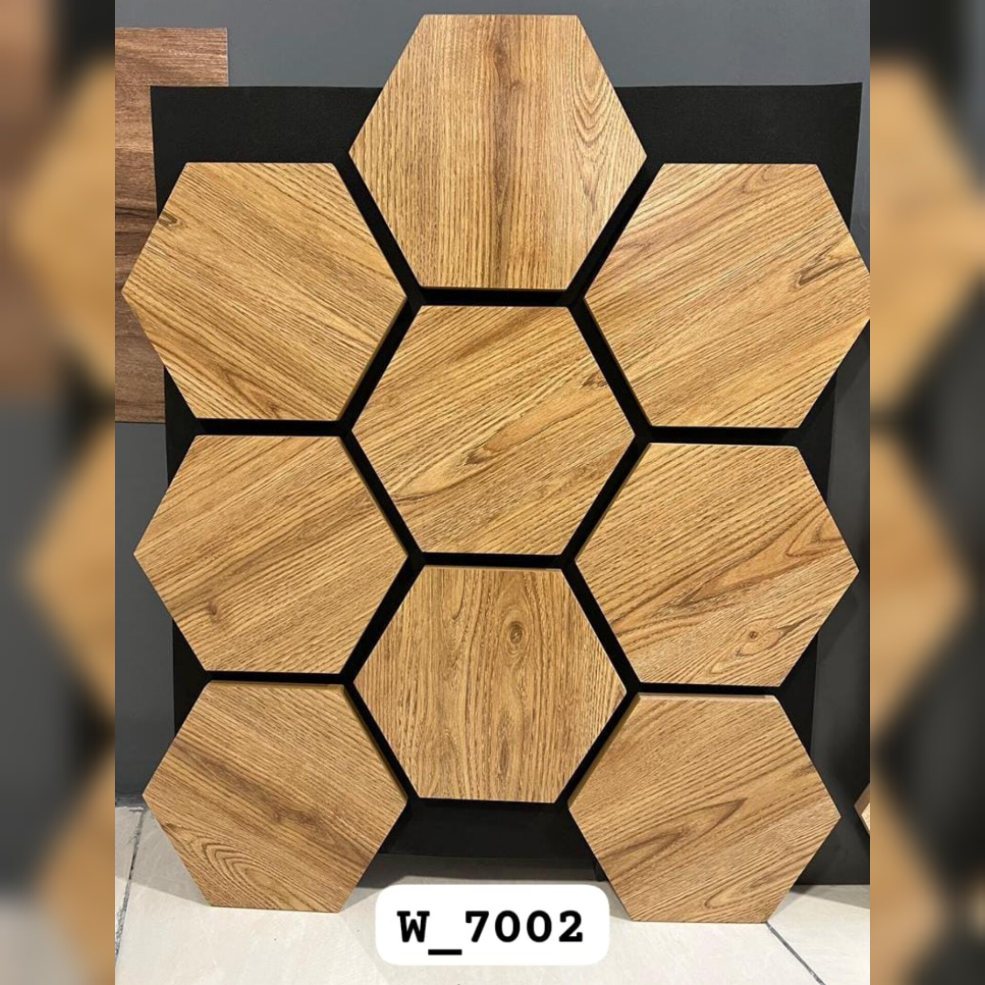 ترموود فوم پنل شش ضلعی (زنبوری) کد W-7002، مغزMDF روکش چوب طبیعی ابعاد 62در72 cm (ارسال پس کرایه)
