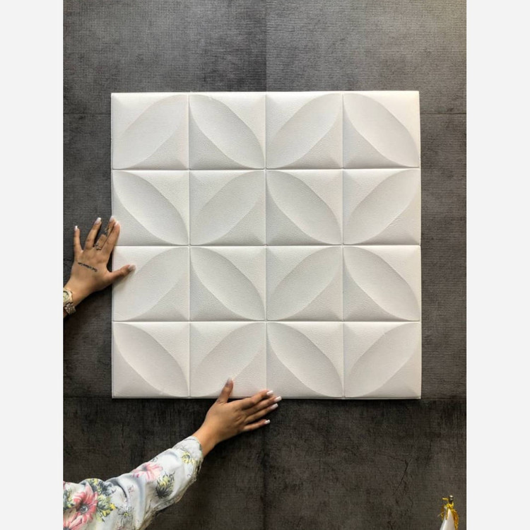 دیوارپوش فومی پشت چسبدار چهار پر 70در70 cm ضخامت 7میل (پسکرایه)