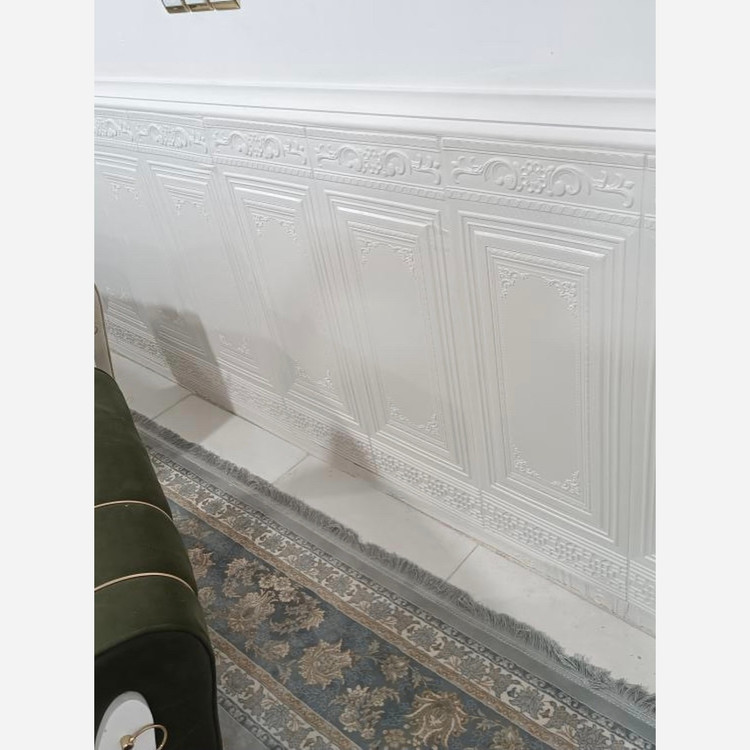 دیوارپوش فومی پشت چسبدار وارداتی ابعاد70در90 cm مدل کتیبه سفید کد 405-35 ضخامت 6میل (پسکرایه)