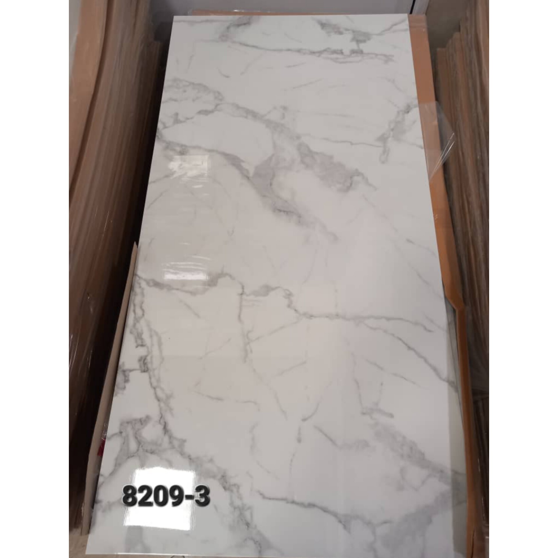 ماربل شیت کد 3-8209 ابعاد 60در120 cm ضخامت 2.5میل (پس کرایه)