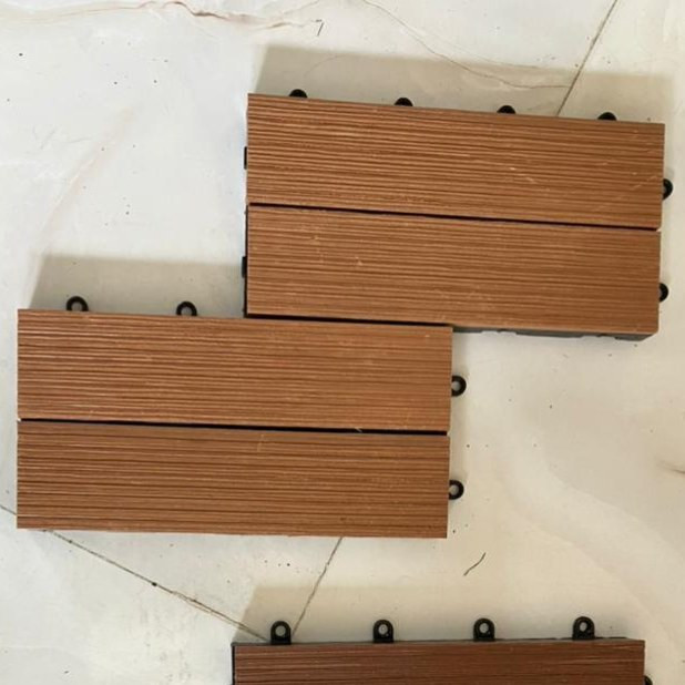 تایل چوب پلاست کد 06 ابعاد 30در30 cm (پسکرایه)